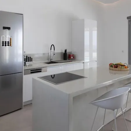 Geraeumige Mit Privatem Pool Und Schoener Aussicht * Ορνός