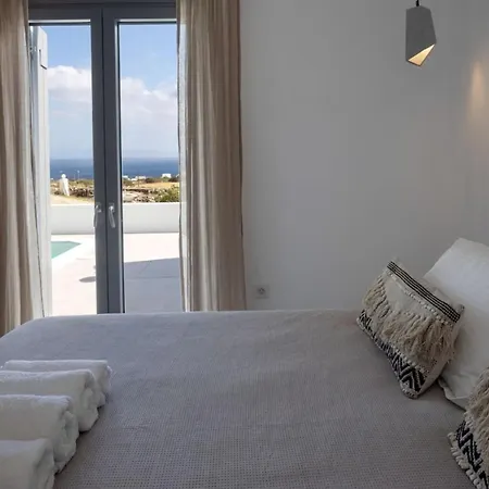 Geraeumige Mit Privatem Pool Und Schoener Aussicht * Ορνός